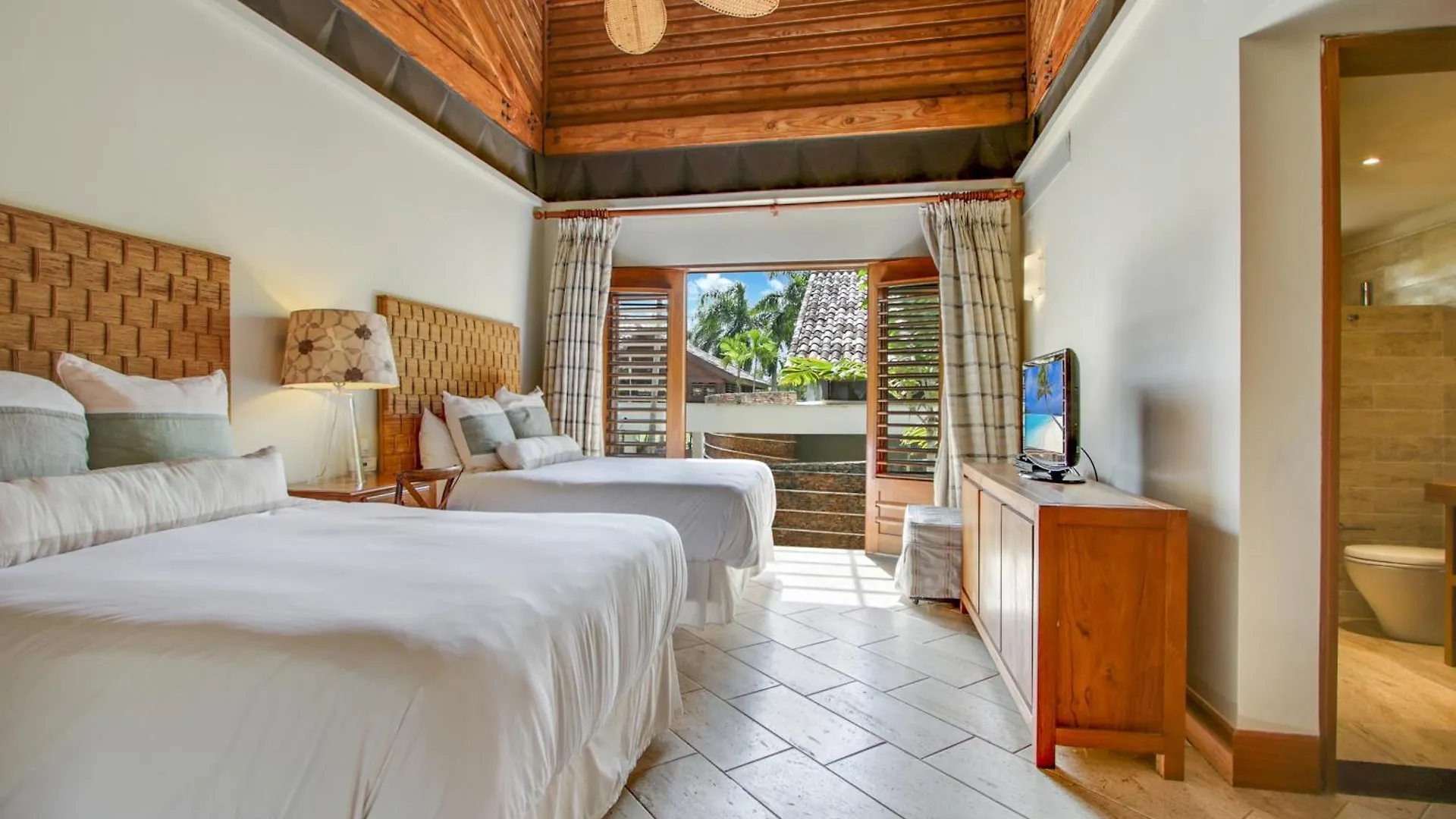 Luxurious 8-Br Villa With Ocean View, Jacuzzi, Home Cinema And Resort Access In Casa De Campo La Romana 0*,